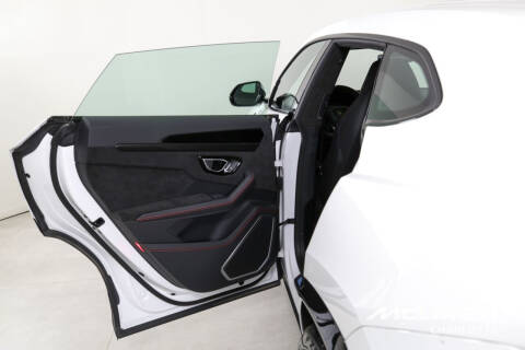 2023 Lamborghini Urus S