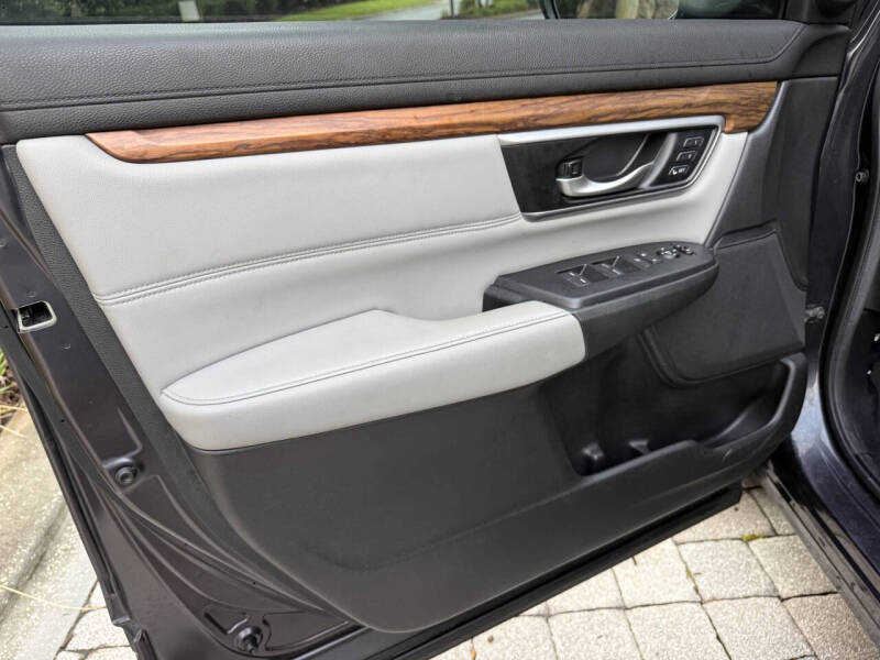 2017 Honda CR-V Touring
