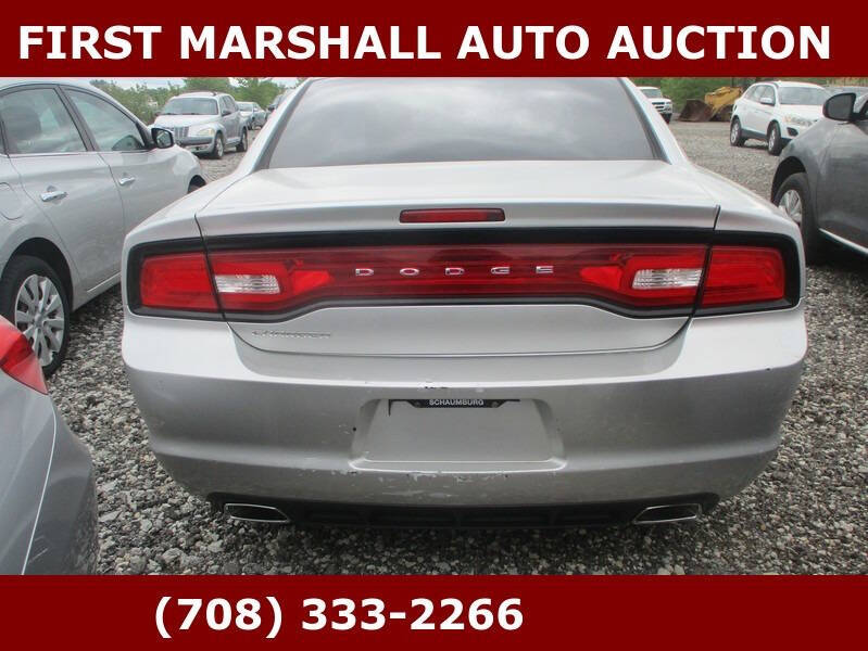 2012 Dodge Charger SE