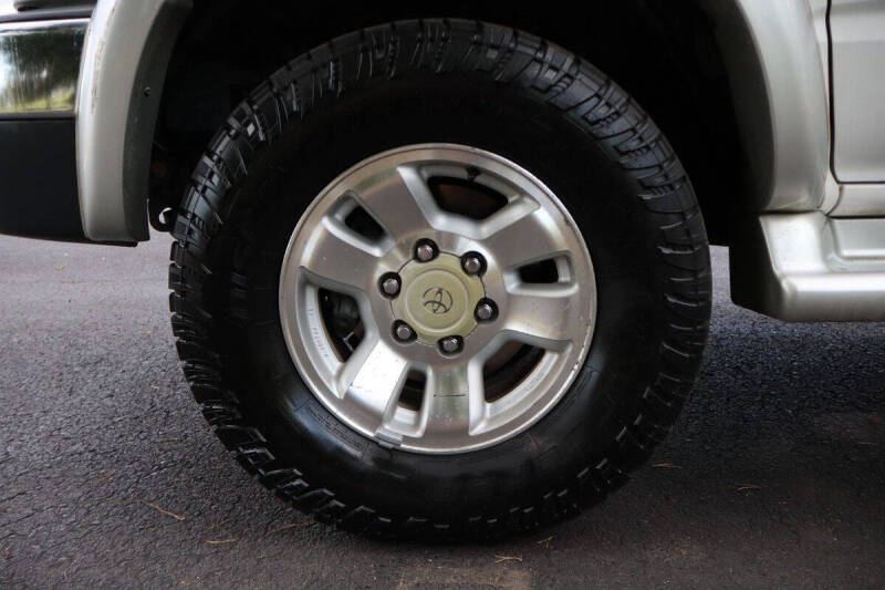 2000 Toyota 4Runner SR5