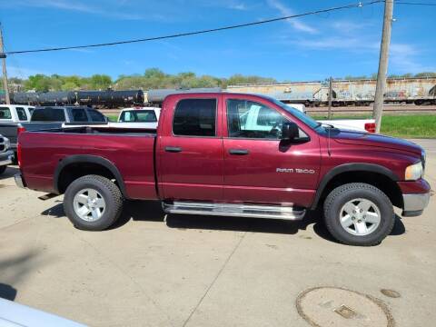 2003 Dodge Ram Pickup 1500 for sale at J & J Auto Sales in Sioux City IA