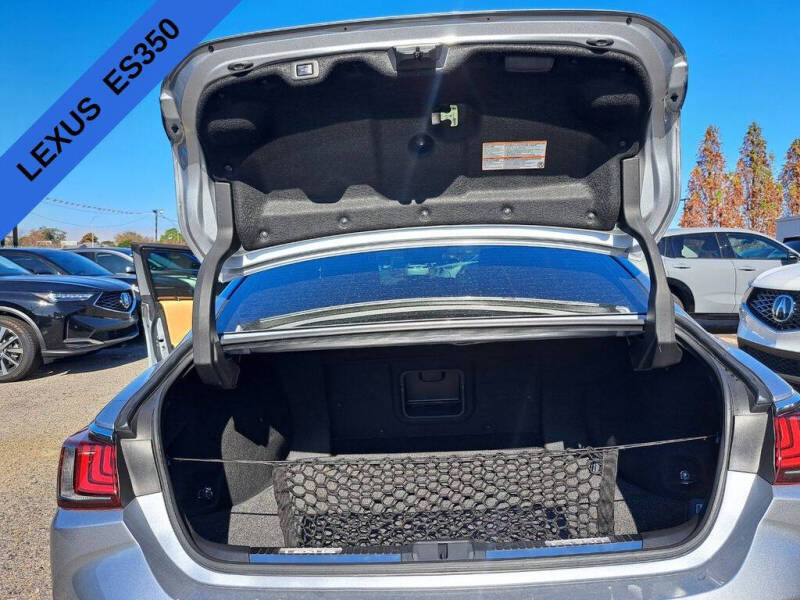2025 Lexus ES 350