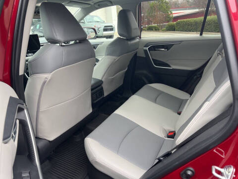 2025 Toyota RAV4 Hybrid XLE Premium