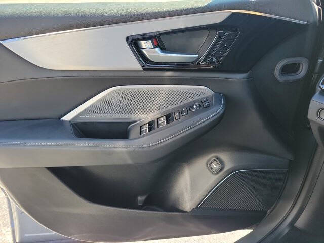 2025 Acura MDX w/Tech