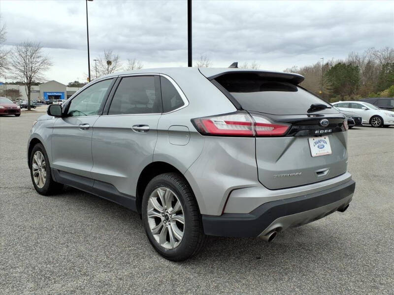 2024 Ford Edge Titanium
