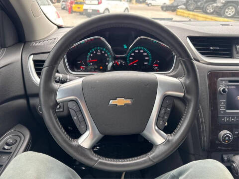 2017 Chevrolet Traverse LT