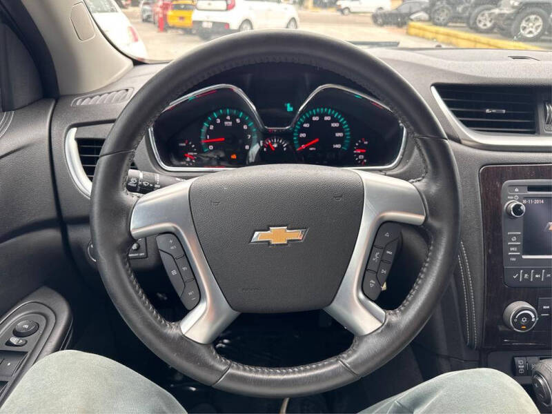 2017 Chevrolet Traverse LT