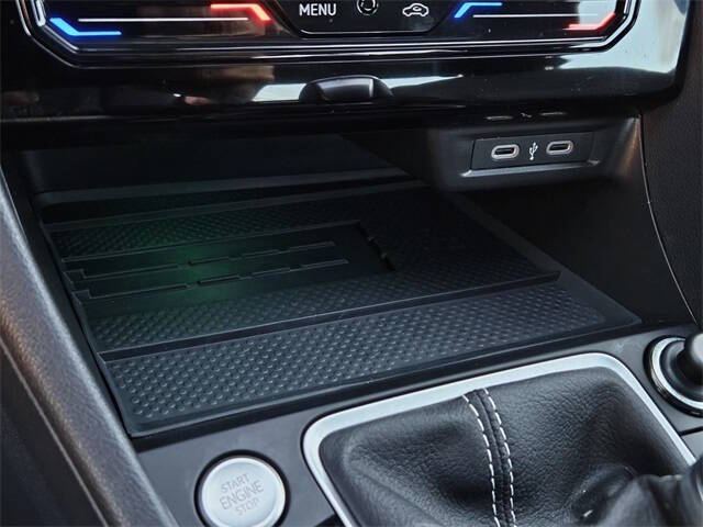 2025 Volkswagen Jetta SEL