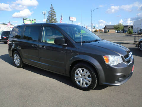 2016 Dodge Grand Caravan for sale at Sinaloa Auto Sales in Salem OR