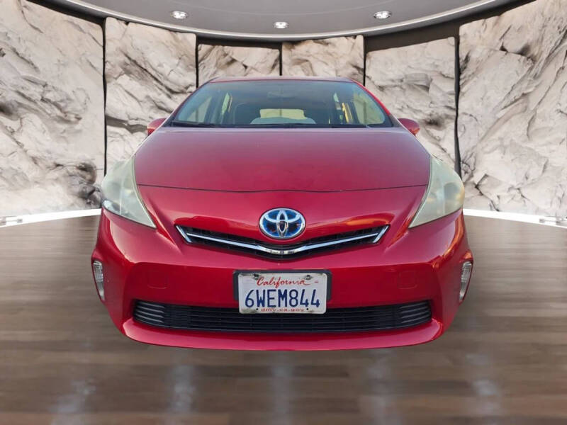 2012 Toyota Prius v Three