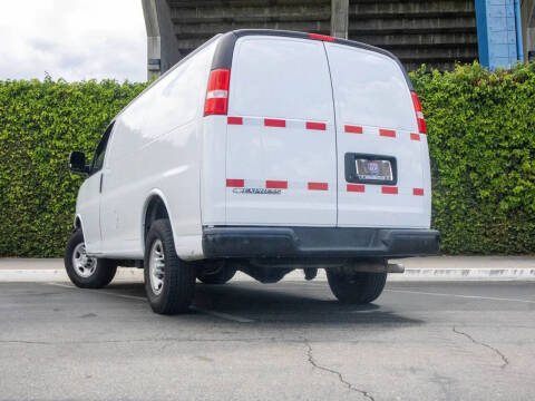 2021 Chevrolet Express 2500