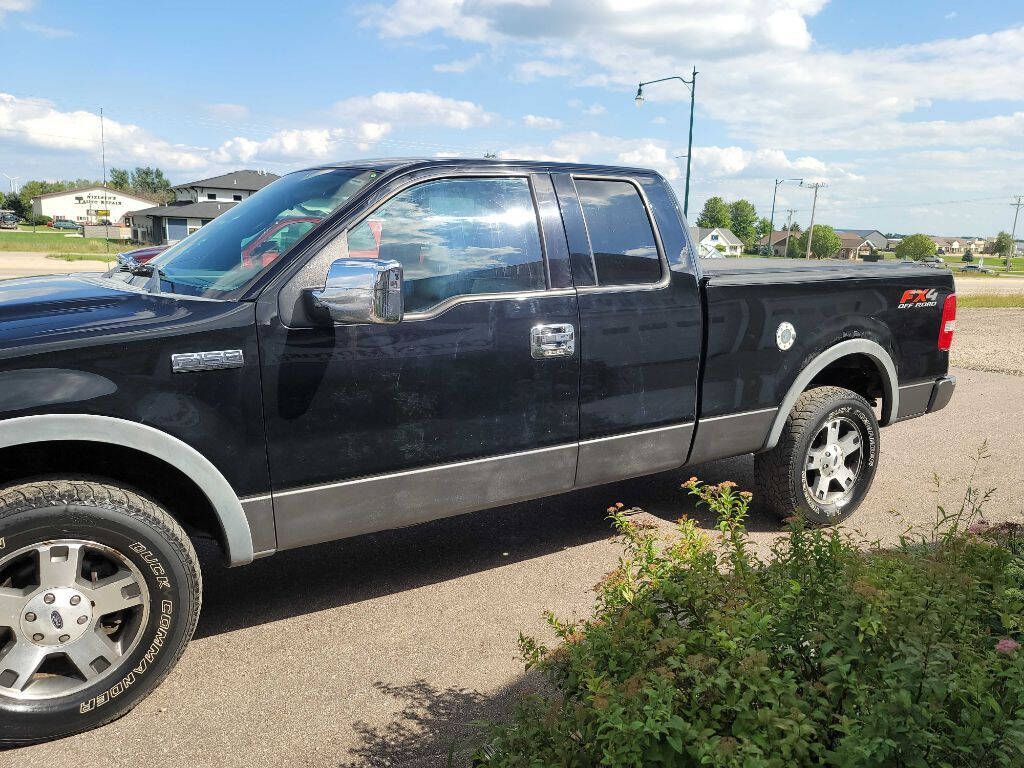 2004 Ford F-150 20