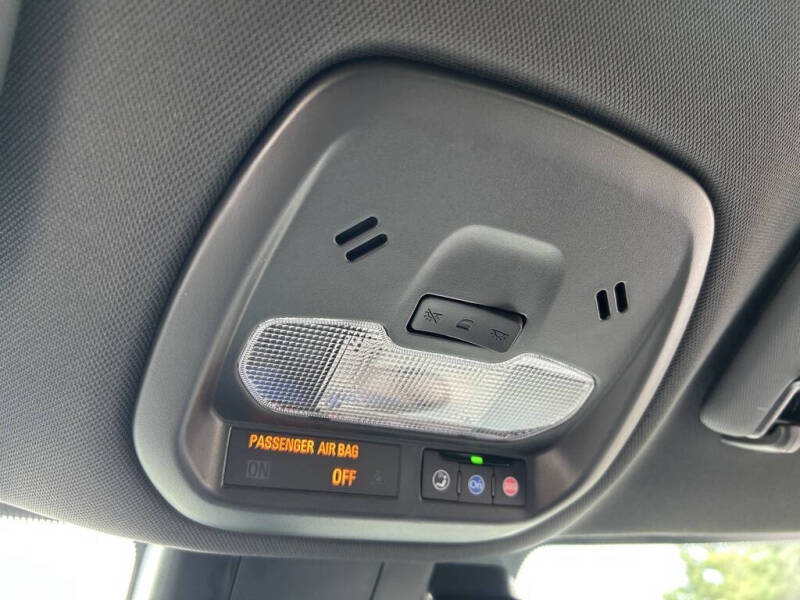 2025 Chevrolet Trax RS