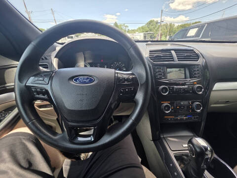 2018 Ford Explorer