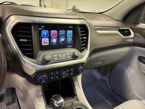 2017 GMC Acadia SLT-2