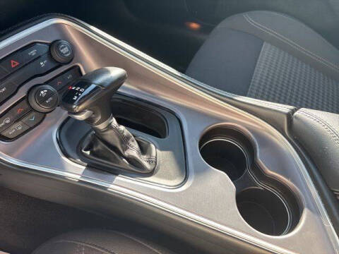 2022 Dodge Challenger SXT