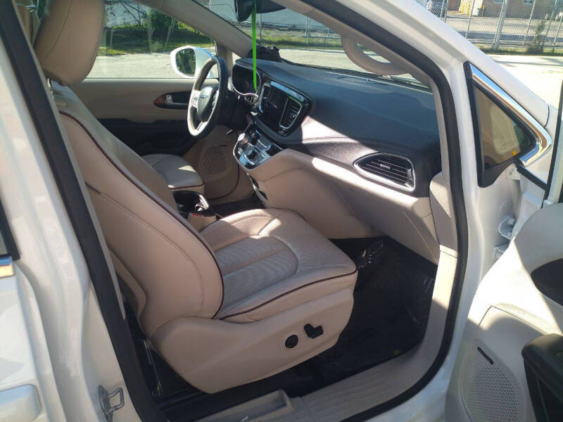 2017 Chrysler Pacifica Limited