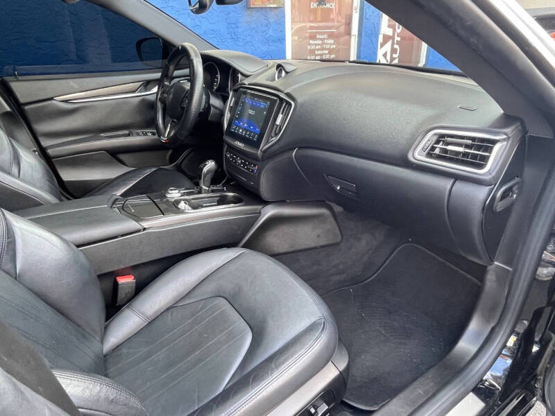 2018 Maserati Ghibli