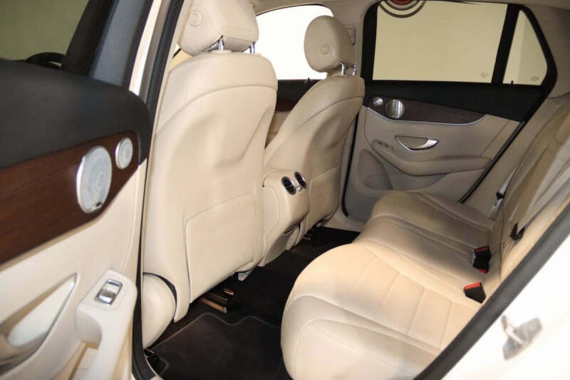 2021 Mercedes-Benz GLC GLC 300 4MATIC