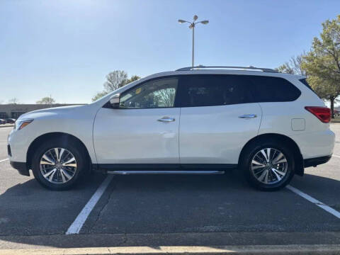 2020 Nissan Pathfinder SL