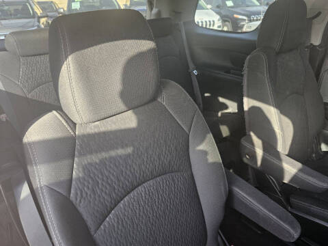 2013 GMC Acadia SLE-2