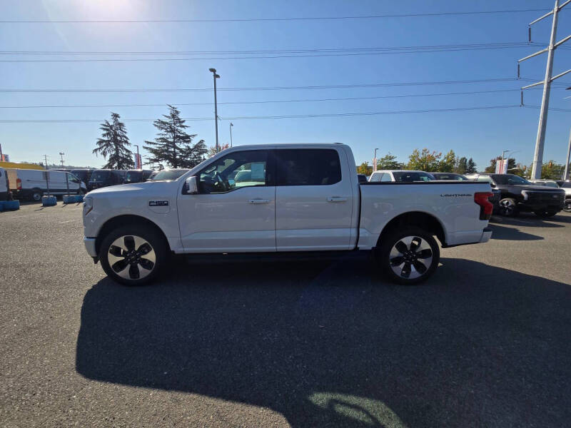 2025 Ford F-150 Lightning Platinum