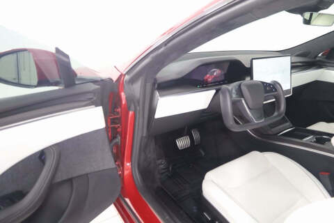 2022 Tesla Model S Plaid