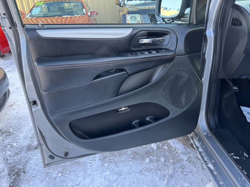 2016 Dodge Grand Caravan R/T