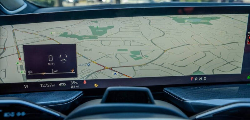 2025 Cadillac Escalade IQ Luxury 2