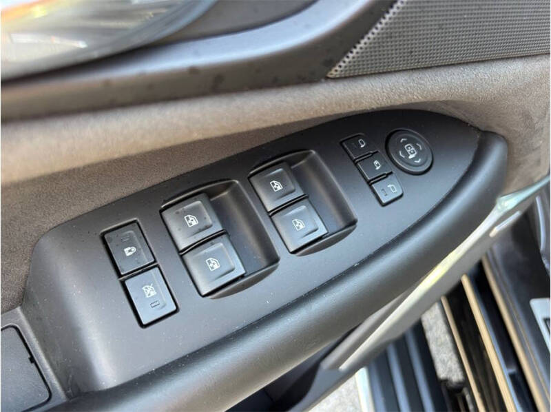 2020 Cadillac Escalade Platinum