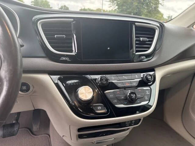 2020 Chrysler Pacifica Touring L Plus