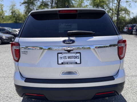 2018 Ford Explorer