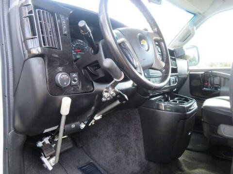 2017 Chevrolet Express 2500