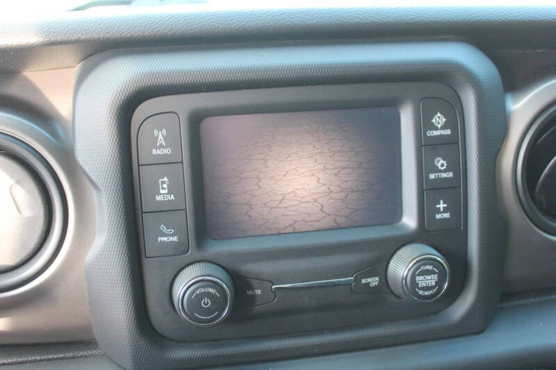 2020 Jeep Gladiator Sport