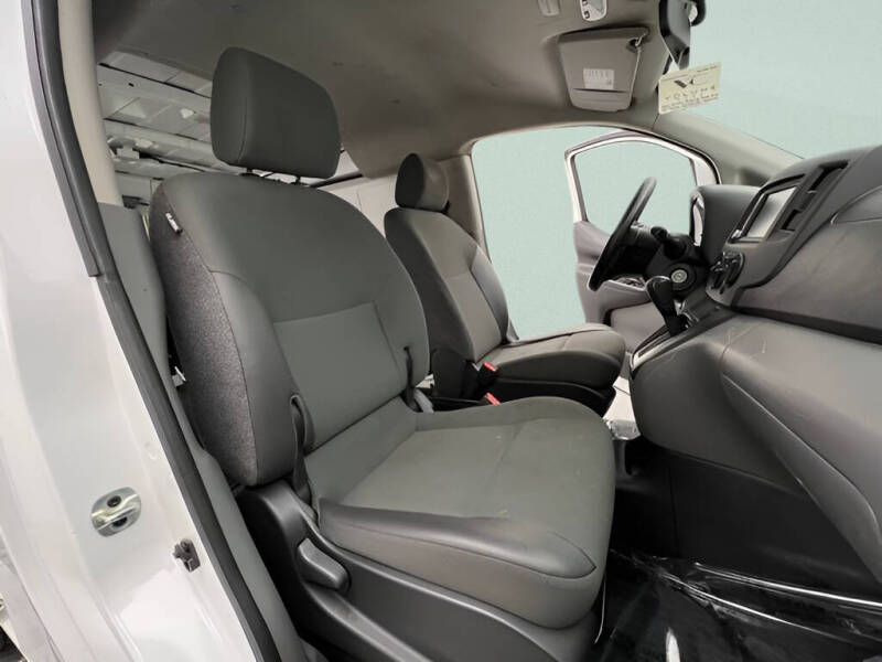 2020 Nissan NV200 S