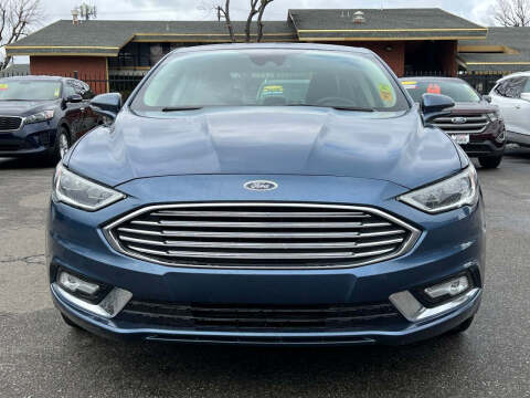 2018 Ford Fusion for sale at Carros Usados Fresno in Clovis CA