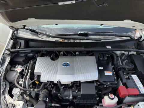 2020 Toyota Prius XLE AWD-e