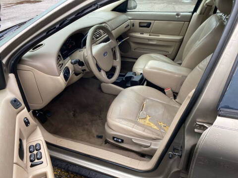 2004 Ford Taurus SES