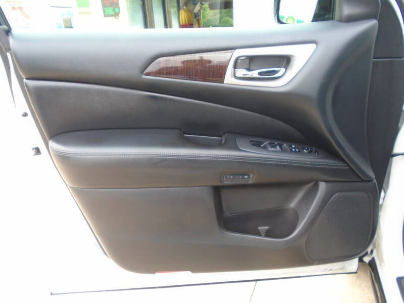 2013 Nissan Pathfinder SL