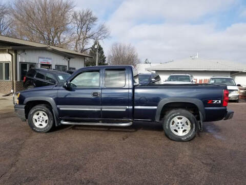 2005 Chevrolet Silverado 1500 for sale at RIVERSIDE AUTO SALES in Sioux City IA