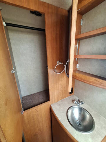 2007 Winnebago Navion Itasca