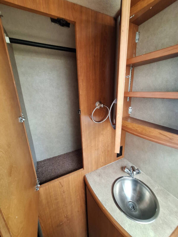 2007 Winnebago Navion Itasca
