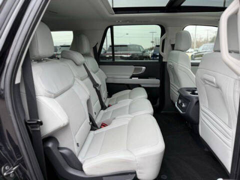 2025 Ford Expedition MAX Platinum