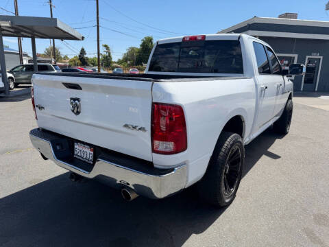 2012 RAM 1500 SLT