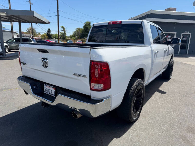 2012 RAM 1500 SLT