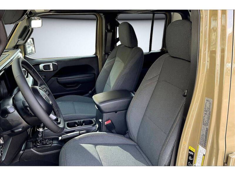 2026 Jeep Gladiator Sport S