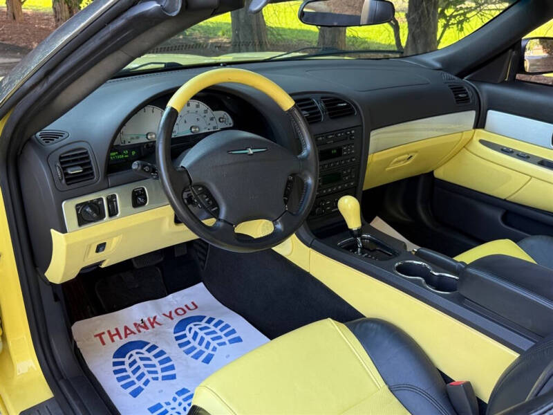 2002 Ford Thunderbird Deluxe