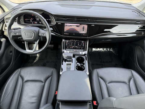 2024 Audi Q7 quattro Premium Plus 45 TFSI