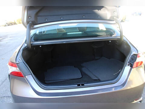 2020 Toyota Camry Hybrid SE