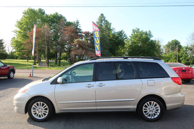 2009 Toyota Sienna for sale at GEG Automotive in Gilbertsville PA